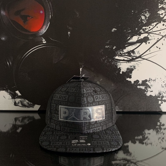 nike paris saint germain hat